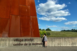 CENTRE DE MEMOIRE DU VILLAGE MARTYR D'ORADOUR-SUR-GLANE DETRUIT LE 10 JUIN 1944 L'ARMEE ALLEMANDE, BATAILLON SS PANZERGENADIER DER FUHRER AVEC UN MASSACRE DE LA POPULATION FAISANT 642 MORTS, HAUTE-VIENNE (87), FRANCE 