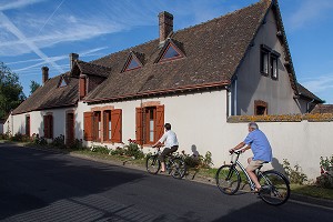 GRAND GITE DE CHARTRES, MESLAY-LE-GRENET (28), FRANCE