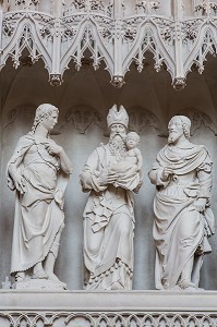 ADORATION DES MAGES, TOUR DE CHOEUR RENOVE VUE DU DEAMBULATOIRE SUD, CATHEDRALE NOTRE-DAME, CHARTRES (28), FRANCE 