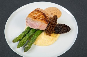QUASI DE VEAU AUX MORILLES, RECETTE DU CHEF ETOILE LAURENT CLEMENT, COURS GABRIEL, CHARTRES 