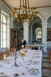 LA SALLE A MANGER, REPAS DE CHASSE, CHATEAU DE BIZY, VERNON (27), FRANCE 