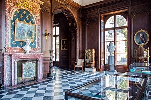 SOUVENIRS DU 1ER EMPIRE, ANTICHAMBRE DU CHATEAU DE BIZY, VERNON (27), FRANCE 