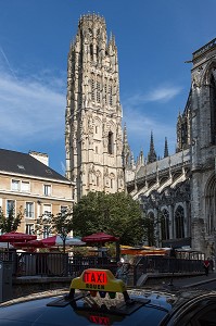 TOUR DE BEURRE QUI A INSPIRE LA TRIBUNE TOWER DE CHICAGO, CATHEDRALE NOTRE-DAME, ROUEN (76), FRANCE 