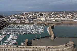 PORT DE PLAISANCE DE LA VILLE DE GRANVILLE (50), FRANCE 