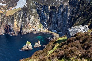 FALAISES DE SLIEVE LEAGUE, PARMI LES PLUS HAUTES D'EUROPE, COMTE DE DONEGAL, IRLANDE 