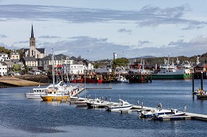 PORT DE PECHE DE KILLYBEGS, COMTE DE DONEGAL, IRLANDE 