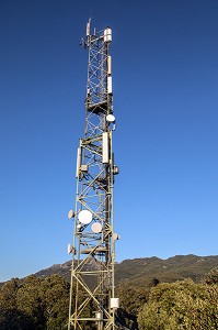 RELAIS TELEPHONIQUE DE CASALABRIVA, VALLEE VERTE DU TARAVO, CORSE-DU-SUD, FRANCE 