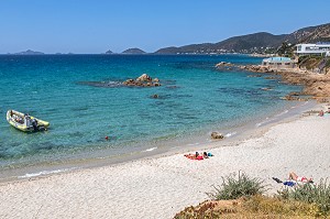 PLAGE DE SABLE FIN, ROUTE DES SANGUINAIRES, AJACCIO, CORSE-DU-SUD, FRANCE 