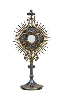 OSTENSOIR, PAUL BRUNET FIN XIX EME SIECLE EN ARGENT CISELE EN PARTIE DORE, PERLES ET DIAMANTS, DEPOT DU MONASTERE DE LA VISITATION, MUSEE DU HIERON, PARAY-LE-MONIAL (71), FRANCE