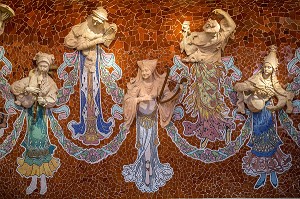 LES MUSES DE LA SCENE, PALAU DE LA MUSICA CATALANA (PALAIS DE LA MUSIQUE CATALANE), ARCHITECTE DOMENECH I MONTANER, BARCELONE, CATALOGNE, ESPAGNE 