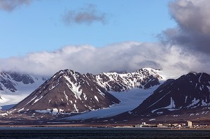VILLAGE DE NY ALESUND, LOCALITE LA PLUS AU NORD DU MONDE (78 56N), SPITZBERG, SVALBARD, OCEAN ARCTIQUE, NORVEGE 