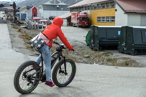 VILLE DE LONGYEARBYEN, LA PLUS SEPTENTRIONALE DE LA TERRE, SPITZBERG, SVALBARD, OCEAN ARCTIQUE, NORVEGE 