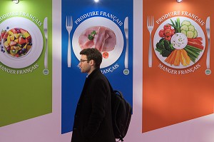 STAND POUR LA VALORISATION DES PRODUITS FRANCAIS DANS NOS ASSIETTES, SALON DE L'AGRICULTURE, PORTE DE VERSAILLES, PARIS 