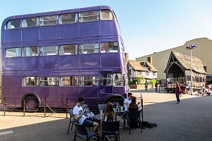 LE MAGICOBUS (BUS A TROIS ETAGES), STUDIO TOUR LONDON, THE MAKING OF HARRY POTTER, WARNER BROS, LEAVESDEN, ROYAUME UNI 