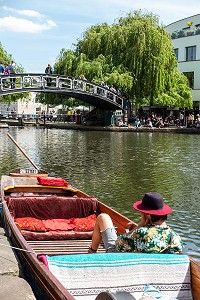 BARQUE AU BORD DU REGENT'S CANAL, LONDRES, GRANDE-BRETAGNE, EUROPE 