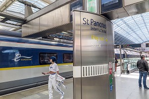 TRAIN EUROSTAR, GARE DE SAINT-PANCRAS, LONDRES, GRANDE-BRETAGNE, EUROPE 