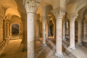 CRYPTE, ABBAYE AUX DAMES FONDEE AU XI EME SIECLE PAR LA REINE MATHILDE DE FLANDRE EPOUSE DE GUILLAUME LE CONQUERANT, CAEN (14), FRANCE 