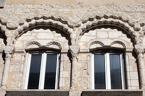 FENETRES DE LA MAISON ROMANE DU XII EME SIECLE, VILLE DE DREUX, EURE-ET-LOIR (28), FRANCE 