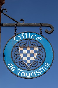 PANCARTE DE L'OFFICE DE TOURISME, VILLE DE DREUX, EURE-ET-LOIR (28), FRANCE 