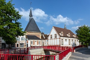 ANCIEN HOTEL-DIEU ET SA CHAPELLE DEVENU OFFICE DE TOURISME ET SALLE D'EXPOSITION, VILLE DE DREUX, EURE-ET-LOIR (28), FRANCE 