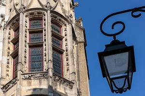 TOURELLE EN ENCORBELLEMENT, BEFFROI, ANCIEN HOTEL DE VILLE DU XVI EME SIECLE FINI EN 1537, VILLE DE DREUX, EURE-ET-LOIR (28), FRANCE 