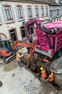 TRAVAUX D'ASSAINISSEMENT DE LA VILLE, VERNEUIL-SUR-AVRE (27), FRANCE 