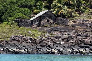 CABANE OU VECU ALFRED DREYFUS ET PLUS TARD CHARLES BENJAMIN ULLMO ENFERME SUR L'ILE DU DIABLE, ILE DU SALUT, KOUROU, GUYANE FRANCAISE, DEPARTEMENT-REGION D'OUTRE-MER, AMERIQUE DU SUD, FRANCE 