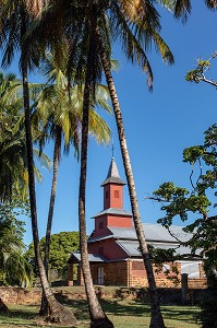 EGLISE DE L'ILE ROYALE ABRITANT UN ANCIEN BAGNE, ILE DU SALUT, KOUROU, GUYANE FRANCAISE, DEPARTEMENT-REGION D'OUTRE-MER, AMERIQUE DU SUD, FRANCE 