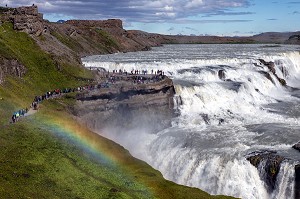 CASCADE DE GULLFOSS, HAUTE DE 32 METRES, APPELE CHUTES D'OR SUR LA RIVIERE DE HVITA, CERCLE D'OR, GOLDEN CIRCLE, SUD DE L'ISLANDE, EUROPE, ISLANDE 