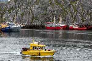 BATEAU TAXI (NUUK WATER TAXI), PORT DE NUUK, GROENLAND, DANEMARK 