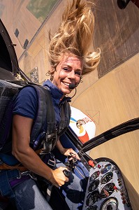 PORTRAIT DE SALOME GILLES, CHAMPIONNE DE FRANCE DE VOLTIGE AERIENNE 2017, DREUX (28), FRANCE 