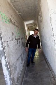 LA MAISON PENCHEE CASEMATE DYNAMITEE PAR DES TROUPE ALLEMANDES EN 1944, MODANE, SAVOIE (73) FRANCE 