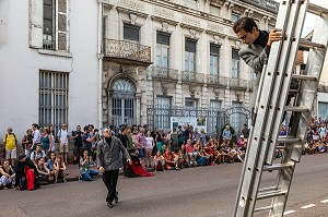 FESTIVAL DE RUE, CHALON DANS LA RUE, VILLE DE LA PHOTOGRAPHIE, CHALON-SUR-SAONE (71), FRANCE 