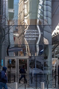 ENTREE DU NATIONAL MEMORIAL MUSEUM SEPTEMBER 11 (MUSEE DU 11 SEPTEMBRE), WORLD TRADE CENTER, MANHATTAN, NEW-YORK, ETATS-UNIS, USA 