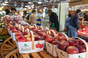 VENTE DE POMMES, MARCHE DE MONCTON, NOUVEAU-BRUNSWICK, CANADA, AMERIQUE DU NORD 