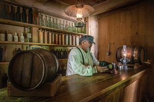 LA TAVERNE DE 1861, VILLAGE HISTORIQUE ACADIEN, BERTRAND, NOUVEAU-BRUNSWICK, CANADA, AMERIQUE DU NORD 