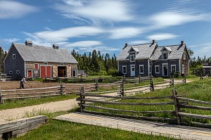 FERME ET MAISON CHIASSON DE 1920, VILLAGE HISTORIQUE ACADIEN, BERTRAND, NOUVEAU-BRUNSWICK, CANADA, AMERIQUE DU NORD 