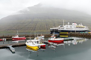 VILLAGE DE ESKIFJORDUR, ISLANDE, EUROPE 