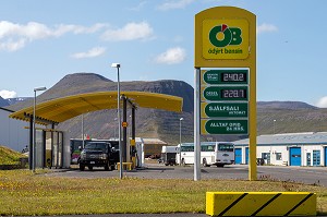 STATION ESSENCE ODYRT BENSIN, ISAFJORDUR, ISLANDE, EUROPE 