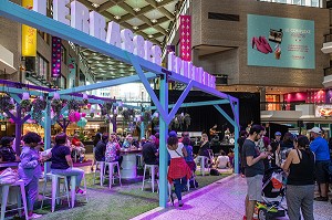 TERRASSES EPHEMERES, GALERIES COMMERCIALES SOUTERRAINES, PLACE DES ARTS, MONTREAL, QUEBEC, CANADA 