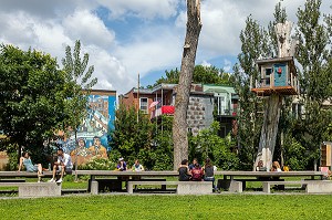 PARC DES COMPAGNONS DE ST-LAURENT, ESPACE DE FETES CULTURELLES, PLATEAU MONT-ROYAL, MONTREAL, QUEBEC, CANADA 