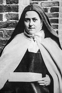 PORTRAIT DE SAINTE-THERESE DE LISIEUX (1873-1897) OU SAINTE-THERESE DE L'ENFANT JESUS CANONISES EN 1925, LISIEUX, PAYS D'AUGE, CALVADOS, NORMANDIE, FRANCE 