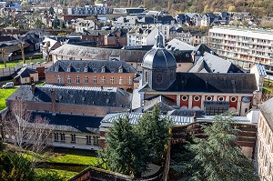 CARMEL, MONASTERE DES CARMELITES OU THERESE MARTIN VA DEVENIR SAINTE-THERESE DE L'ENFANT JESUS, CANONISEE EN 1925, LISIEUX, PAYS D'AUGE, CALVADOS, NORMANDIE, FRANCE 