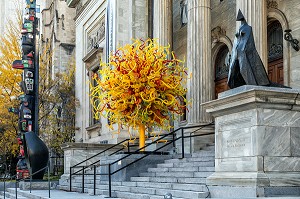 ENTREE DU MUSEE DES BEAUX-ARTS, RUE SHERBROOKE, MONTREAL, QUEBEC, CANADA 