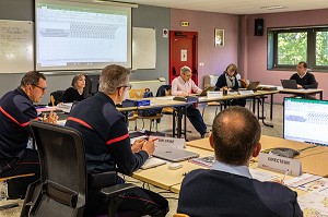 CELLULE DE CRISE, REUNION D'INFORMATION JOURNALIERE FACE AU COVID, SERVICE DEPARTEMENTAL D'INCENDIE ET DE SECOURS DE L'EURE, EVREUX, FRANCE 