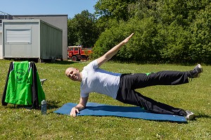 TOURNAGE VIDEO DES MODULES SPORTIF AVEC UN COACH SPORTIF POUR LES SAPEURS-POMPIERS CONFINES, SERVICE DEPARTEMENTAL D'INCENDIE ET DE SECOURS DE L'EURE, EVREUX, FRANCE 