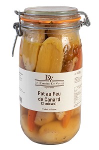 POT AU FEU DE CANARD, BOUTIQUE A LA FERME, PRODUCTEUR DE FOIE GRAS ET DE CONSERVES A BASE DE CANARD, DOMAINE DE VOISIN, TILLAY-LE-PENEUX, EURE-ET-LOIR, FRANCE 