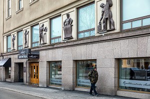 FACADE DE L'IMMEUBLE DE LA MAISON DES TRAVAILLEURS ABRITANT LE MUSEE DE LENINE, LIEU DE LA RENCONTRE SECRETE ENTRE LENINE (VLADIMIR ILITCH OULIANOV) ET JOSEPH STALINE EN 1905, QUARTIER DE KAAKINMAA, TAMPERE, FINLANDE, EUROPE 