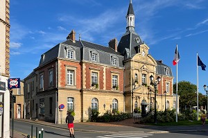 MAIRIE DE CABOURG, COTE FLEURIE, CALVADOS, NORMANDIE, FRANCE 