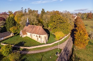 CHAPELLE D'HERPONCEY CONSTRUITE EN 1130, RUGLES, EURE, NORMANDIE, FRANCE 